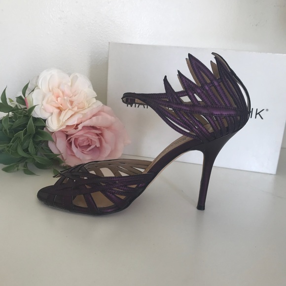 SALE‼️💖Manolo Blahnik Stunning Heels 👠 - Picture 4 of 8